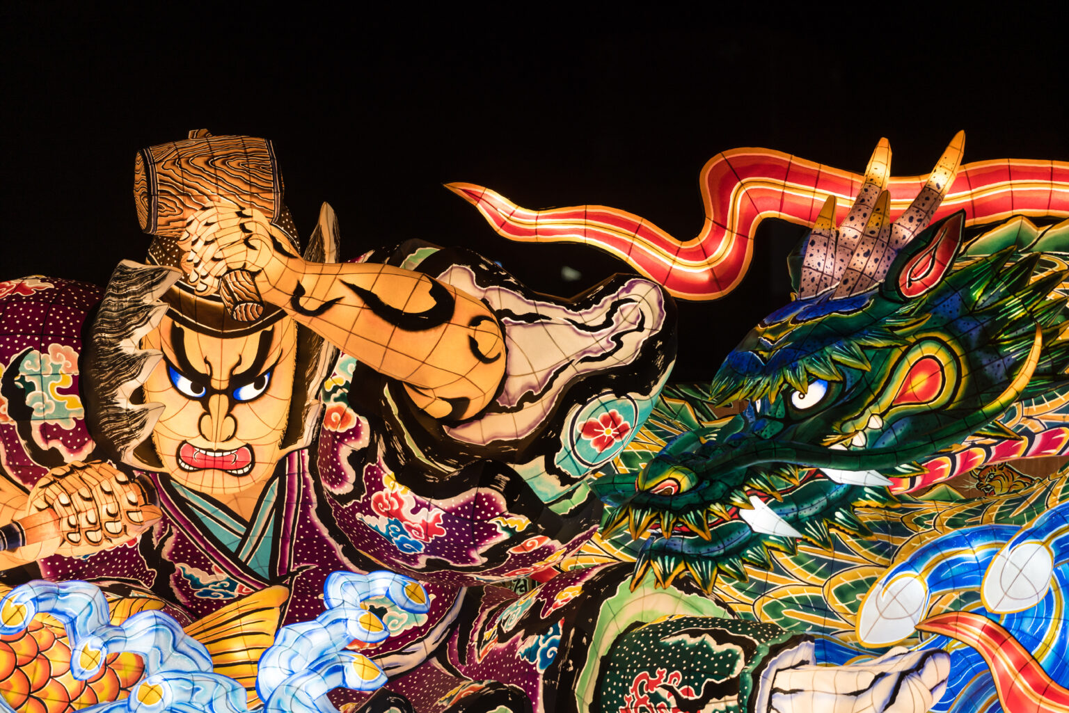 青森ねぶた祭の大型ねぶた（青森県青森市）