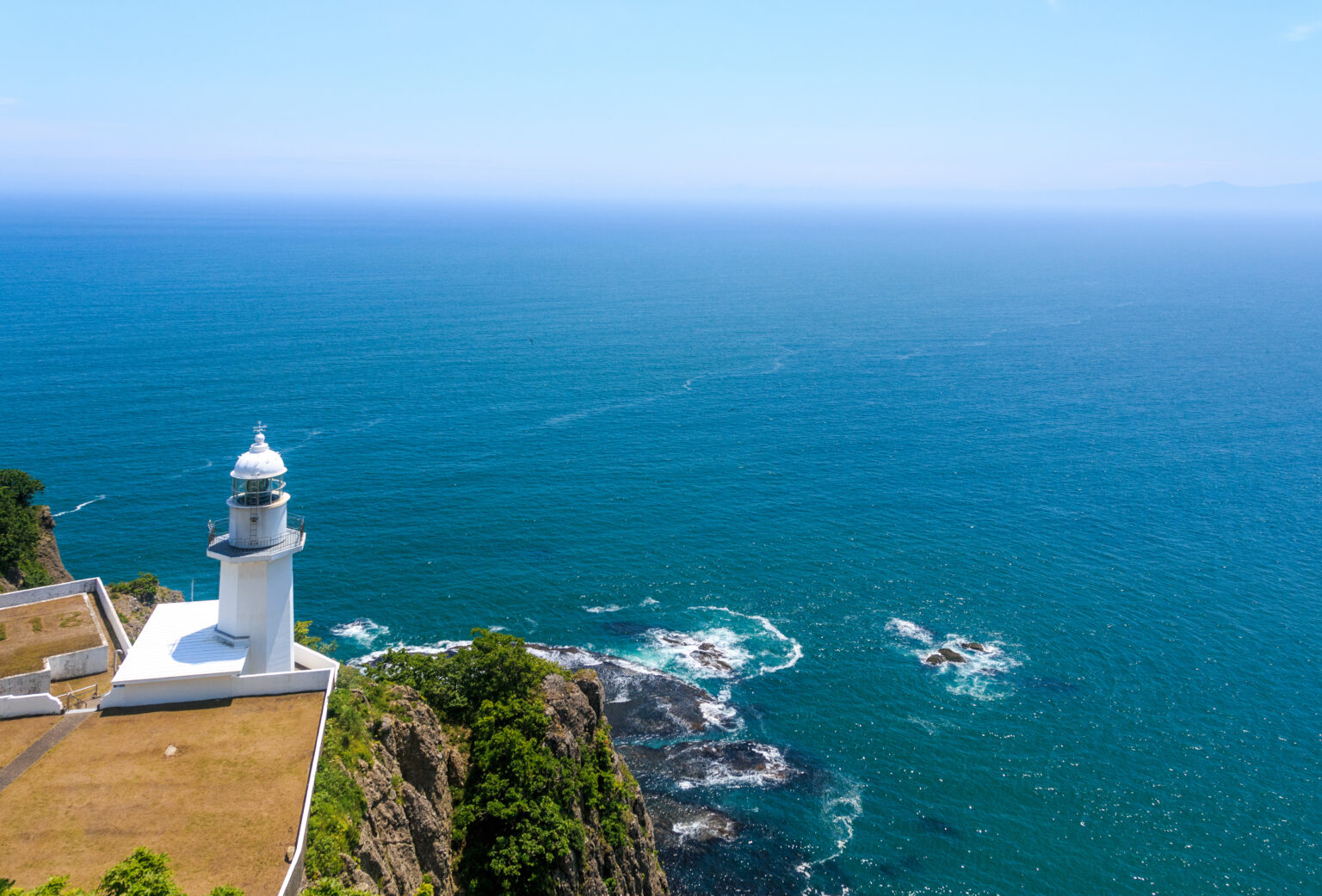 地球岬と灯台（北海道室蘭市）